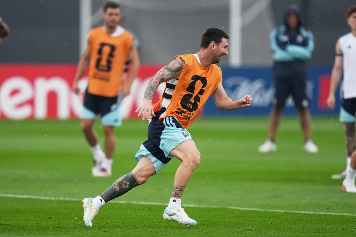 World Cup final ticket prices reach $10,000 floor for Argentina vs Spain