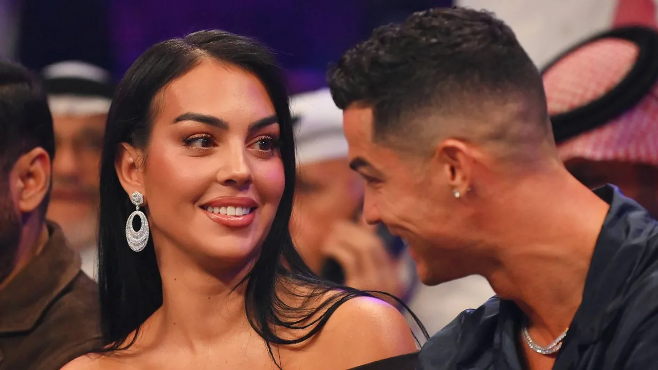 Cristiano Ronaldo and Georgina Rodríguez get married in an intimate cere…
