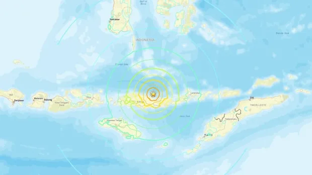 Powerful earthquake strikes off coast of Indonesia, tsunami warning issued