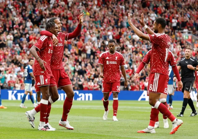 Liverpool and Newcastle Line-ups Confirmed at St James Park
