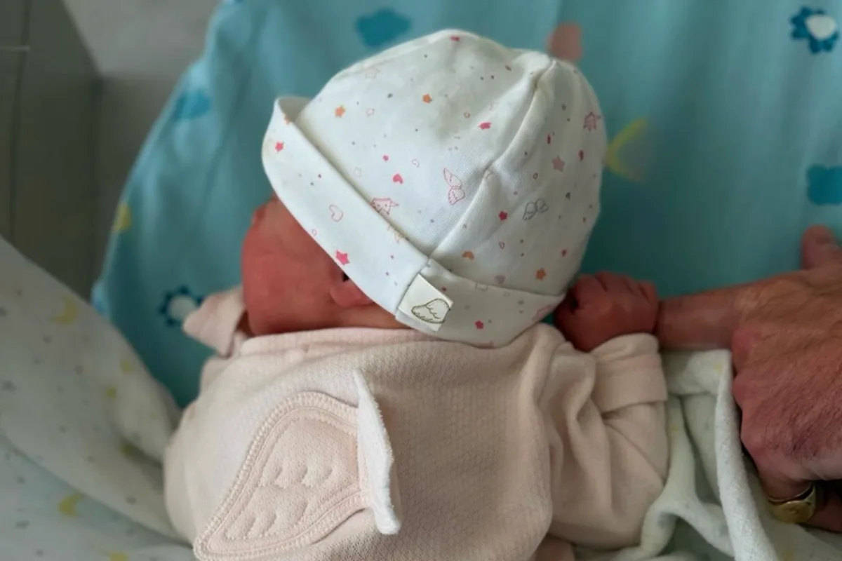 Princess Eugenie gives birth to baby girl in Portugal
