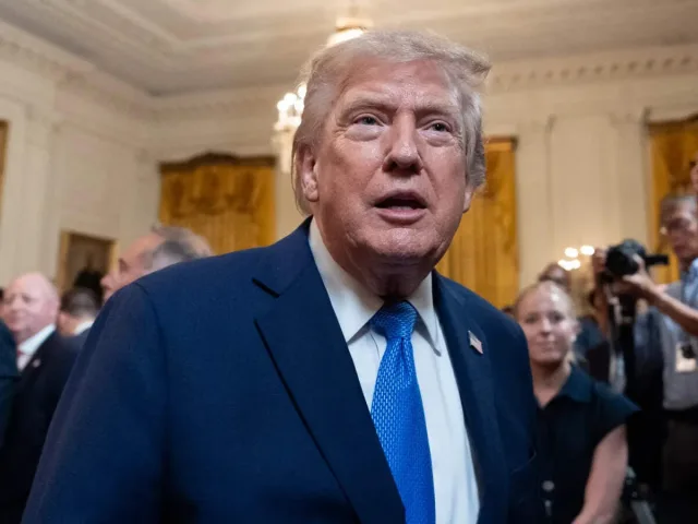 Trump signs executive orders to limit birthright citizenship