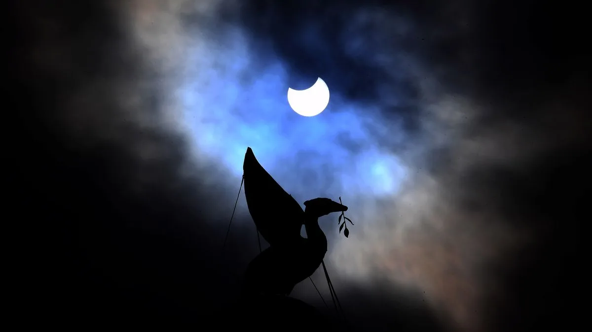 UK Experiences Most Dramatic Partial Solar Eclipse Since 1999