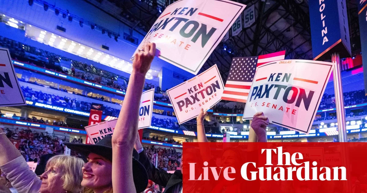John Fetterman makes surprise appearance at GOP midterm convention