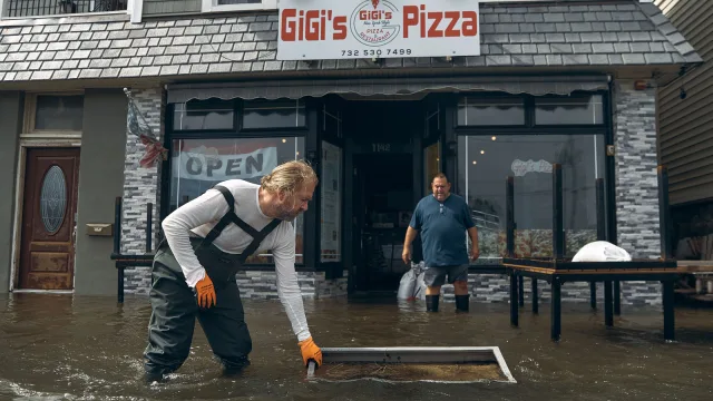 Deadly Nor'easter weakens after causing flooding and power outages