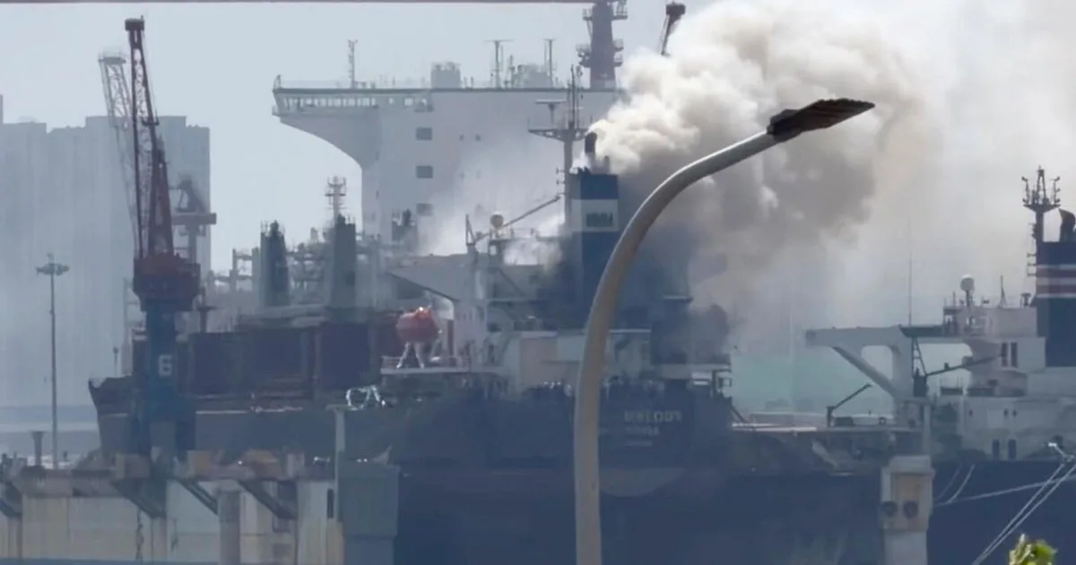 Cargo ship fire in Qingdao kills 25 people during repairs