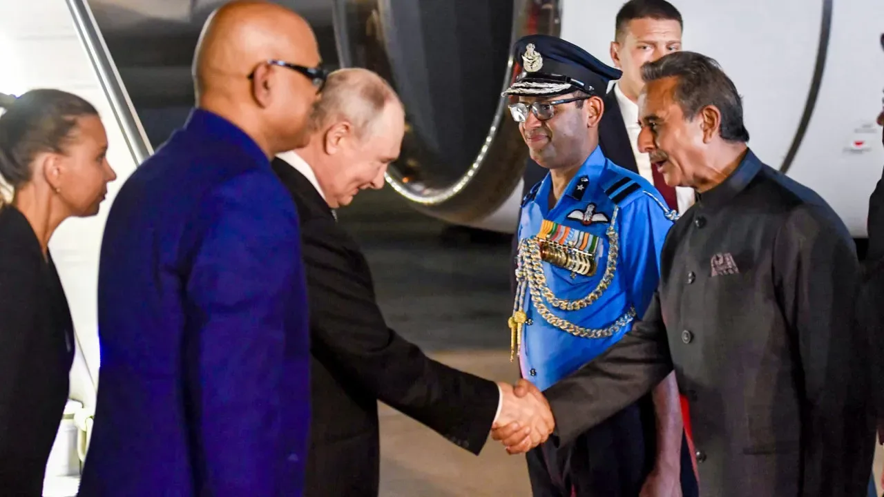 Vladimir Putin arrives in New Delhi for BRICS Summit and talks with Modi