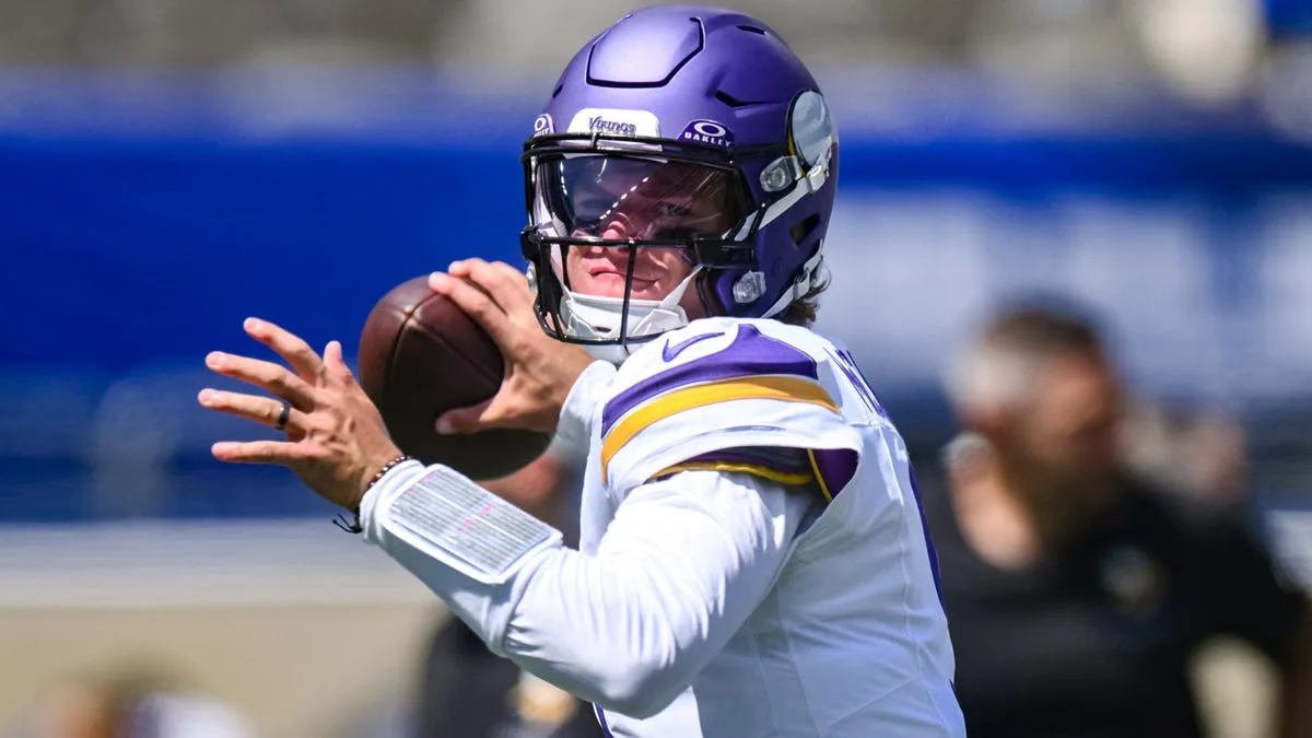 Vikings trade J.J. McCarthy to Giants after Jaxson Dart injury