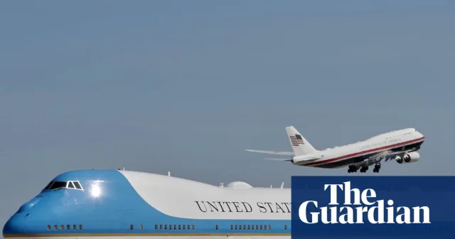 White House blocks CNN from Air Force One for Trump trip to Tennessee