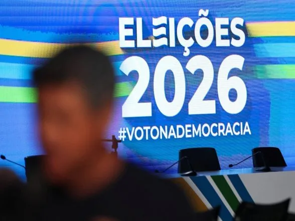 Brazil election heads to runoff after Bolsonaro and Lula fail to win maj…