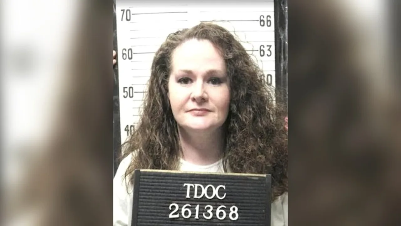 Christa Pike remains unconscious on ventilator after failed Tennessee ex…