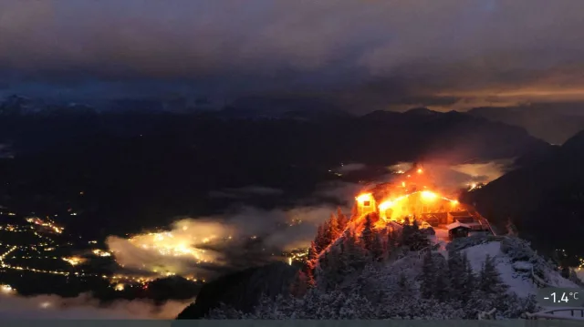 Eagle's Nest retreat in Bavaria catches fire as suspect arrested