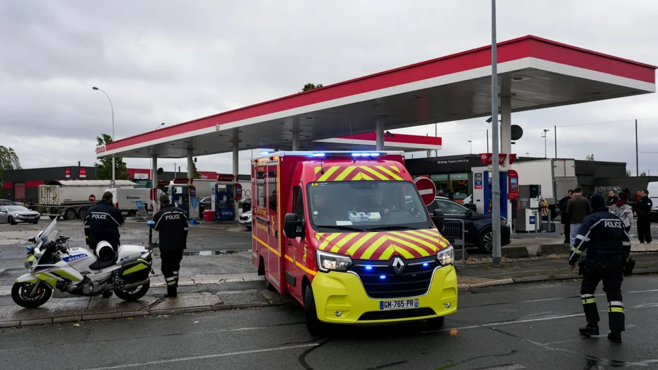 France anti-terror prosecutors probe deadly racist shooting near Paris