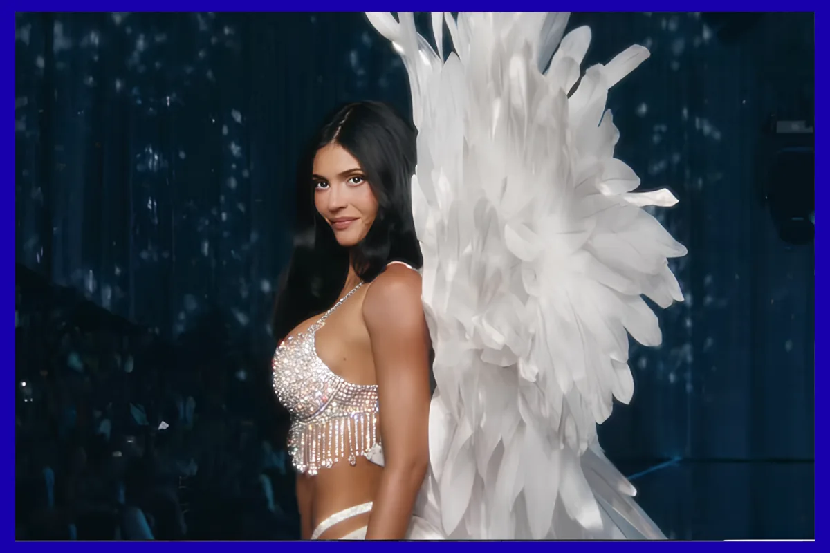 Kylie Jenner makes Victoria's Secret runway debut in $50 million bra