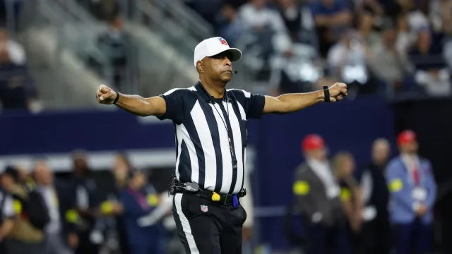 NFL Referees Association to challenge suspensions of two officials