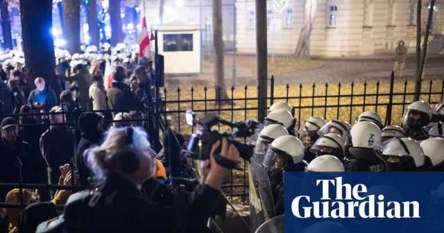 Riot police deployed to Poland’s constitutional court after judge suspended