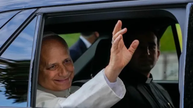 Pope Leo returns to the Vatican 4 days after lung cancer surgery