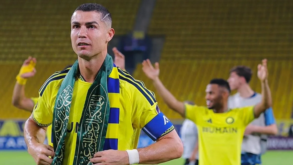 Ronaldo scores after match delayed by missile alert