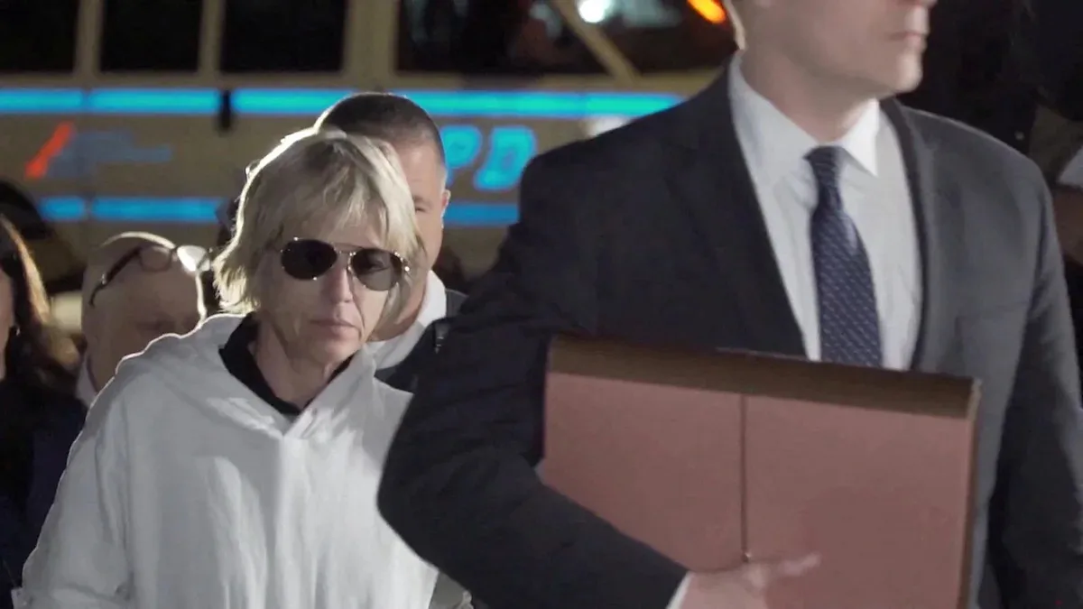 Selma Blair Speaks Out on Plane Arrest: “Did Not Intend to Harm Anyone”