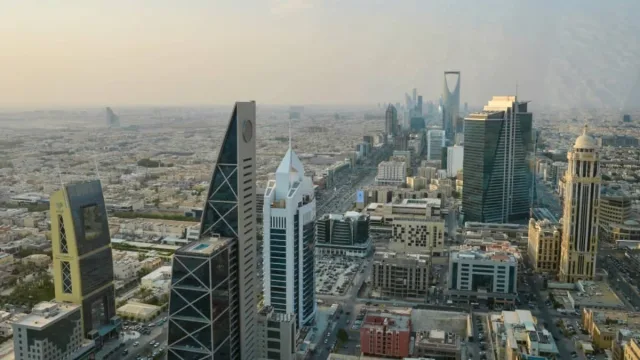 US orders non-essential embassy staff to leave Saudi Arabia
